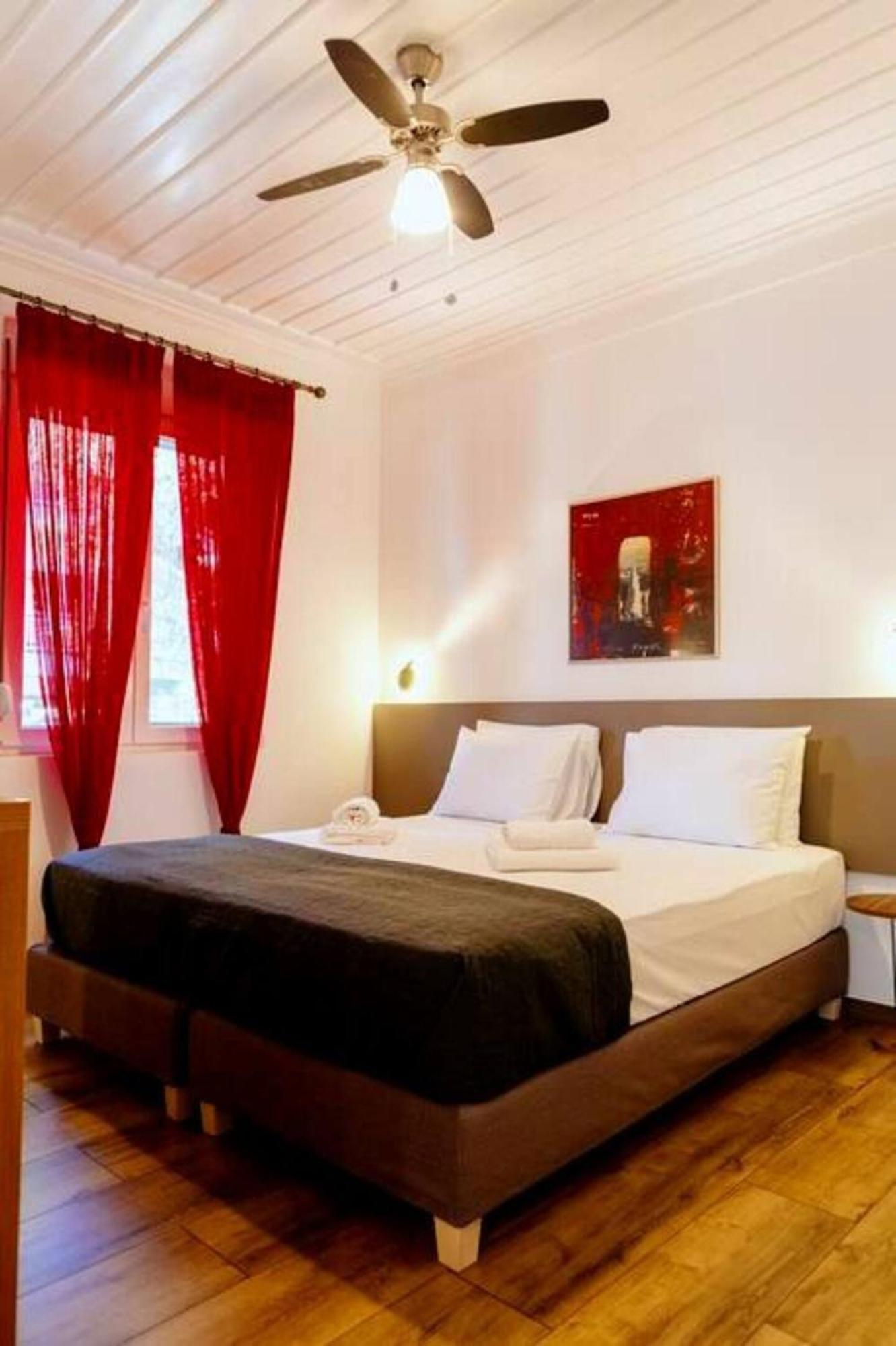 The Pinetree * Alexandroupoli
